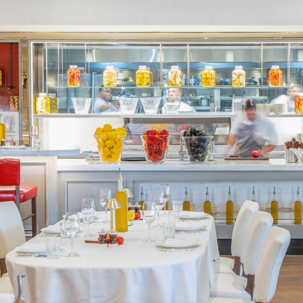 4. LA PETITE MAISON (LPM) | Parklane, a Luxury Collection Resort & Spa, Λεμεσός <small><br/><a class="popmake-8024">ΠΕΡΙΣΣΟΤΕΡΑ</a></small>